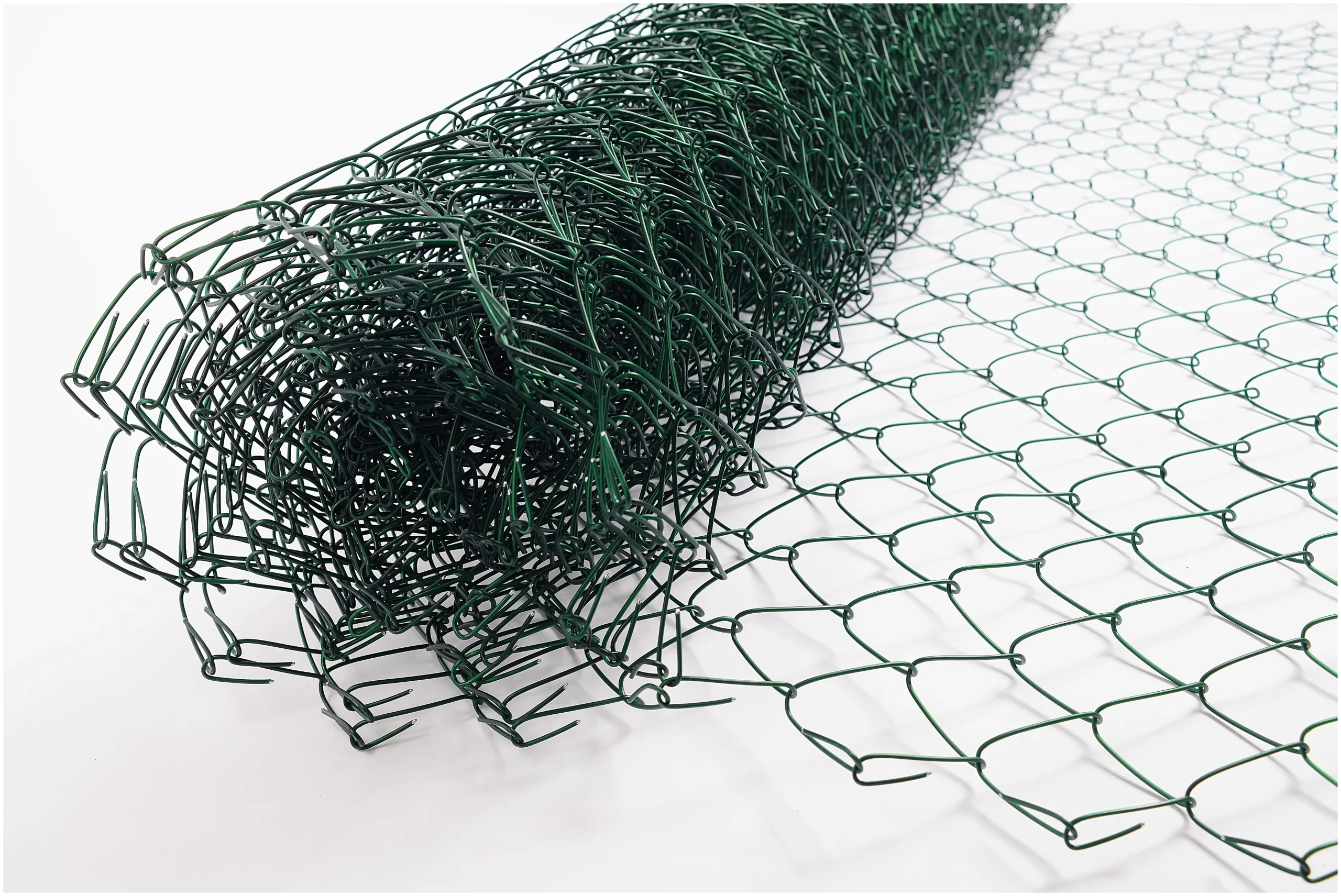 Сетка рабица ПВХ: Надежное решение для загородных участков