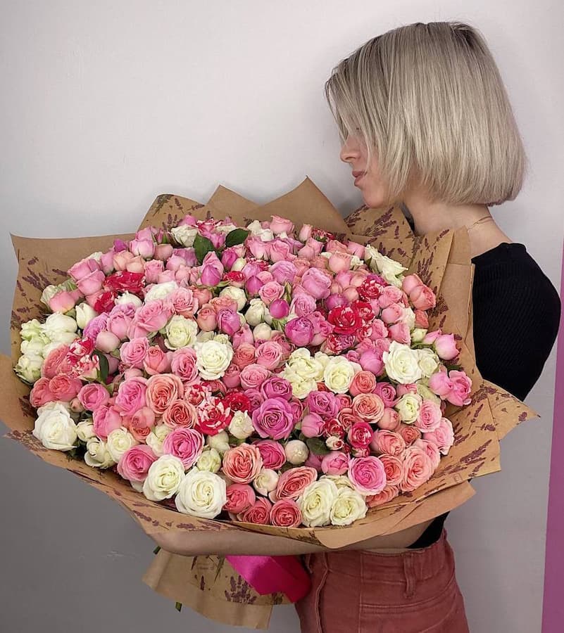 Доставка цветов в Уфе: как выбрать сервис и не ошибиться